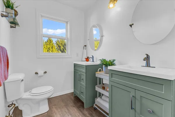 $599,999 | 3123 140th Avenue, Dorr, MI 49323