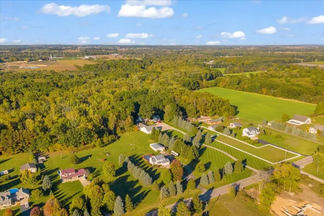 $599,999 | 3123 140th Avenue, Dorr, MI 49323