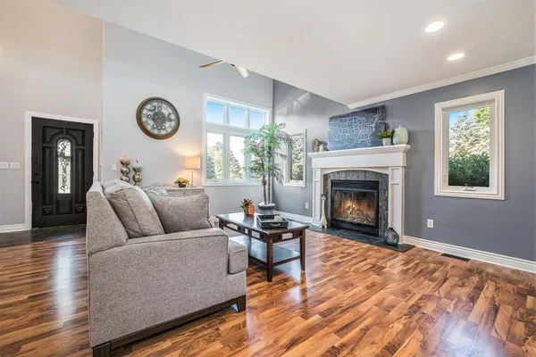 $599,999 | 3123 140th Avenue, Dorr, MI 49323