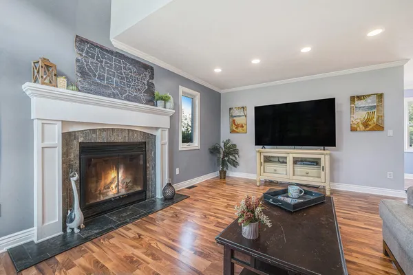 $599,999 | 3123 140th Avenue, Dorr, MI 49323