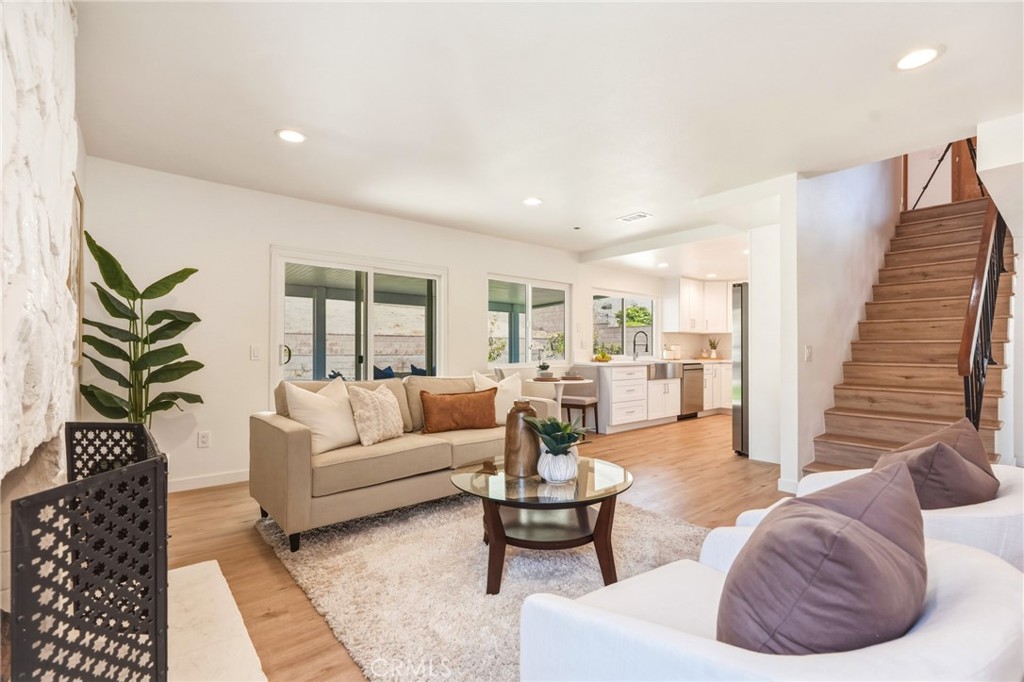 3343 Brookridge Road Duarte, CA 91010 - Photo 26 of 72 Family room