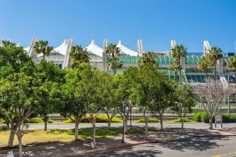 $675,000 | 350 K Street, Unit 205, San Diego, CA 92101