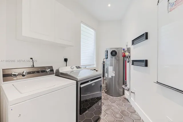 $3,999,000 | 6910 Southwest 145th Terrace, Palmetto Bay, FL 33158