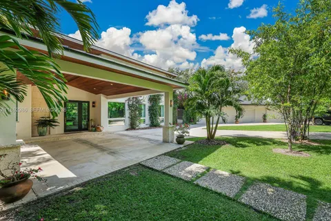$3,890,000 | 6910 Southwest 145th Terrace, Palmetto Bay, FL 33158