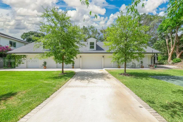 $3,999,000 | 6910 Southwest 145th Terrace, Palmetto Bay, FL 33158