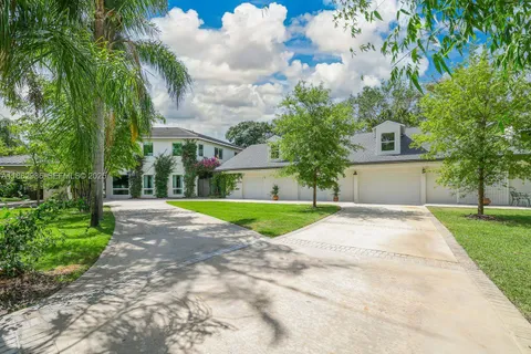 $3,999,000 | 6910 Southwest 145th Terrace, Palmetto Bay, FL 33158