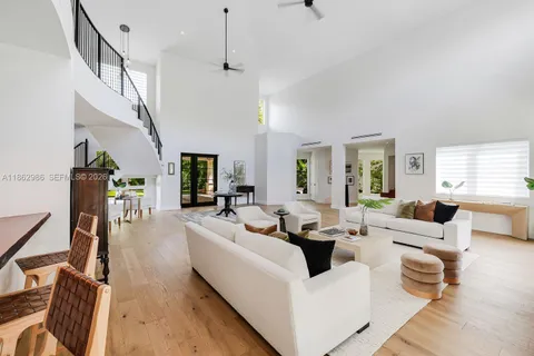 $3,890,000 | 6910 Southwest 145th Terrace, Palmetto Bay, FL 33158