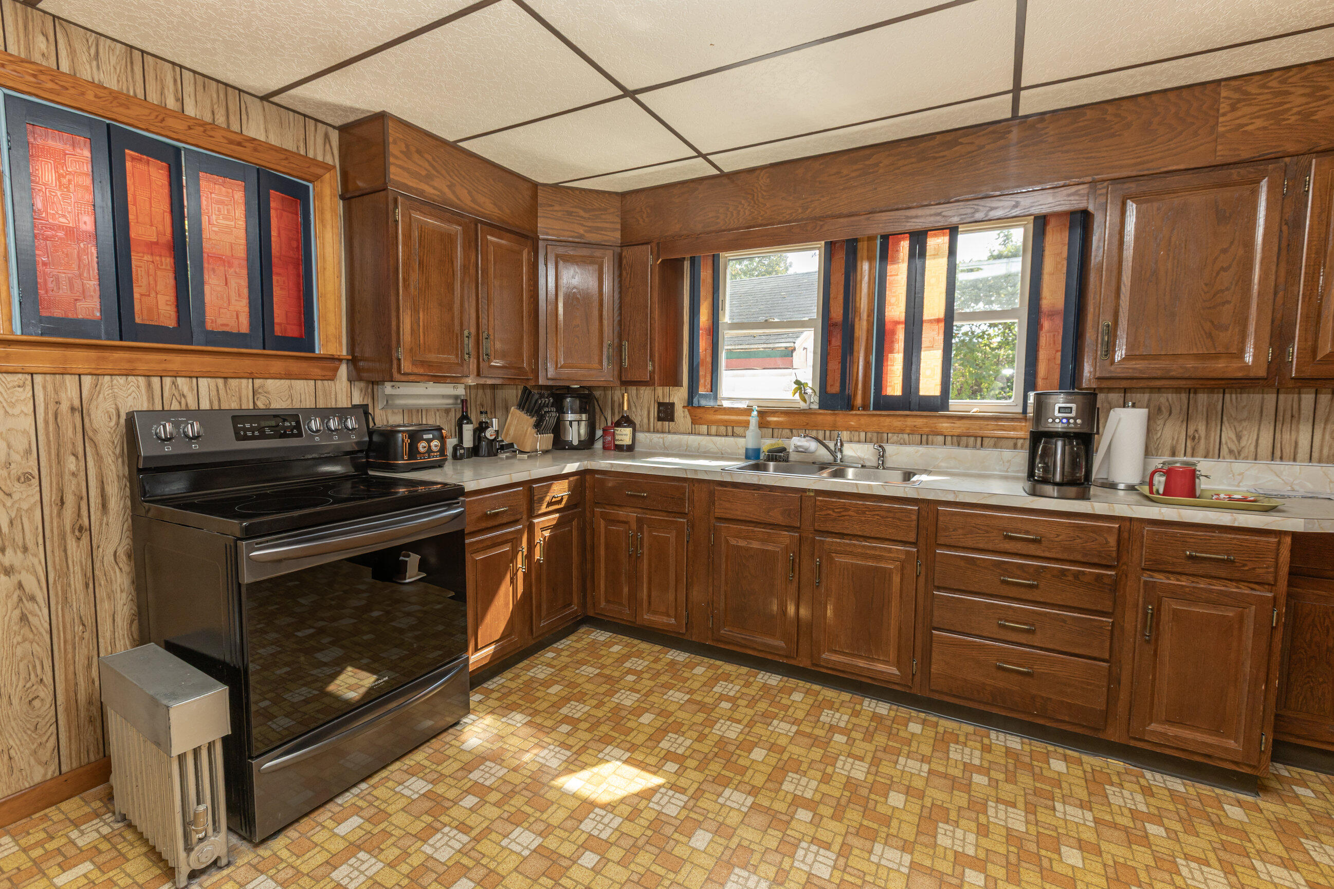 16 Rothay Avenue South Portland, ME 04106 - Photo 13 of 37 Main Floor-2085
