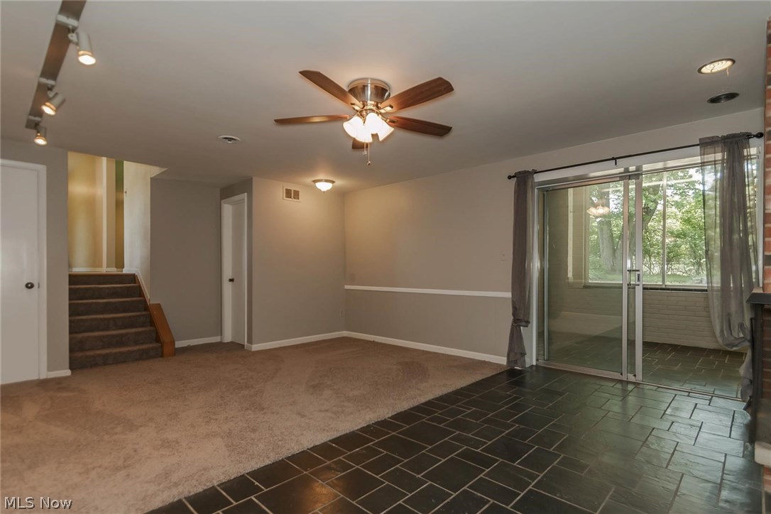 850 Joyce Road Cleveland, OH 44143 - Photo 19 of 35