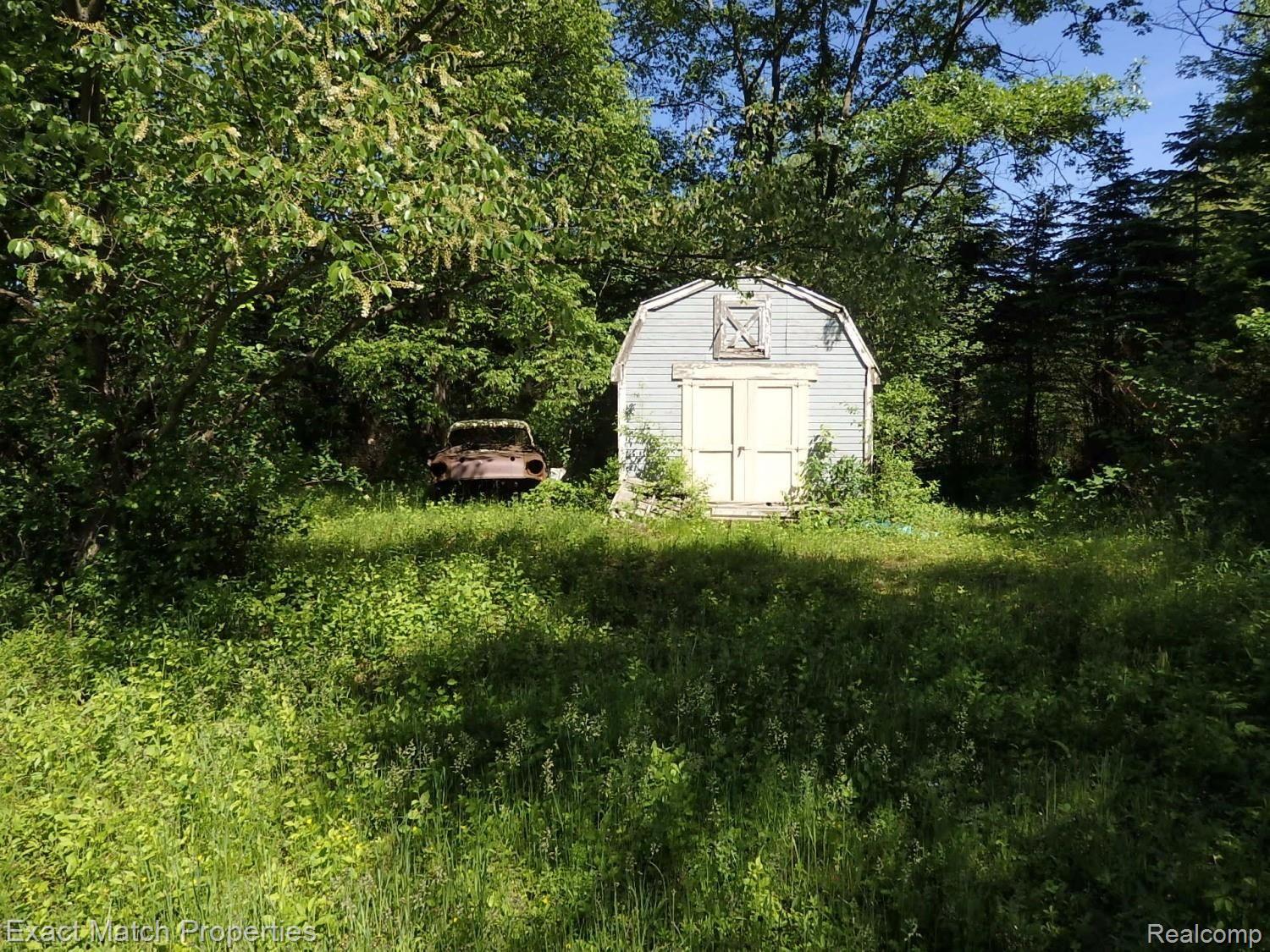 Vacant North Baldwin Road Clarkston, MI 48348 - Photo 11 of 20 Old shed still on the property