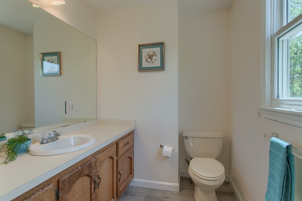15 Wildwood Road Andover, MA 01810 - Photo 14 of 30 Gallery Image 14