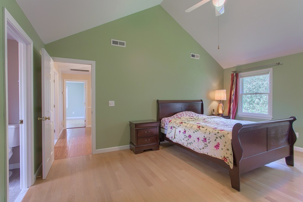 15 Wildwood Road Andover, MA 01810 - Photo 16 of 30 Gallery Image 16
