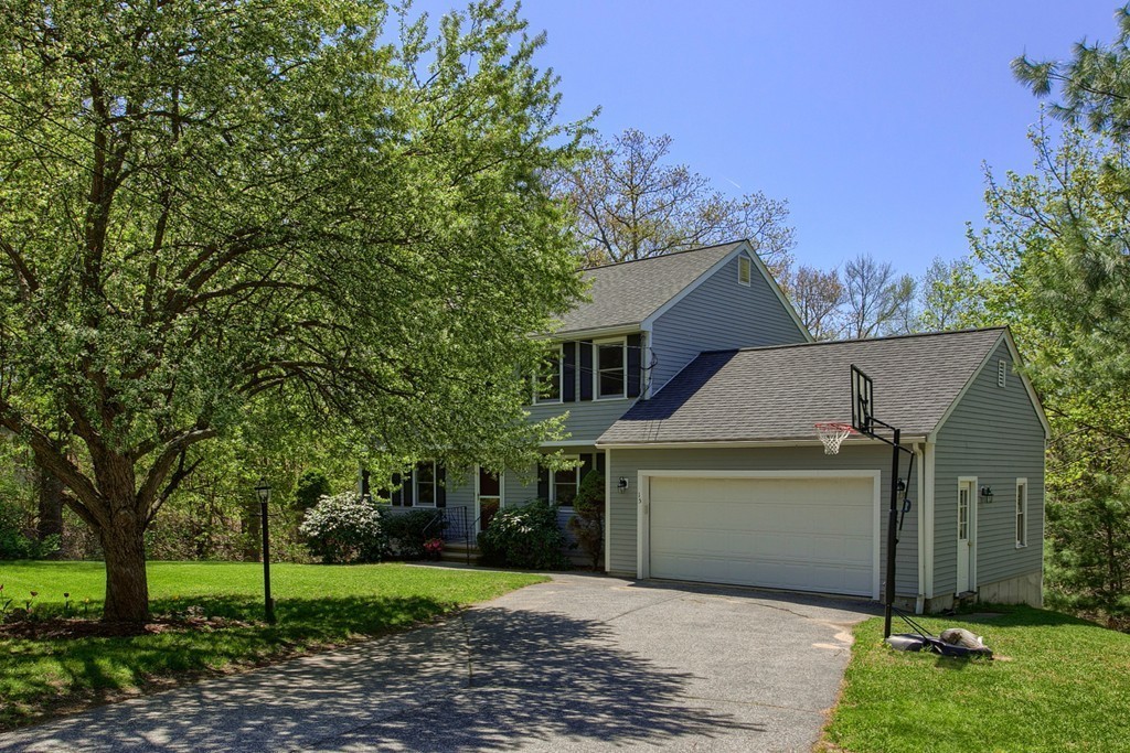 15 Wildwood Road Andover, MA 01810 - Photo 2 of 30 Gallery Image 2
