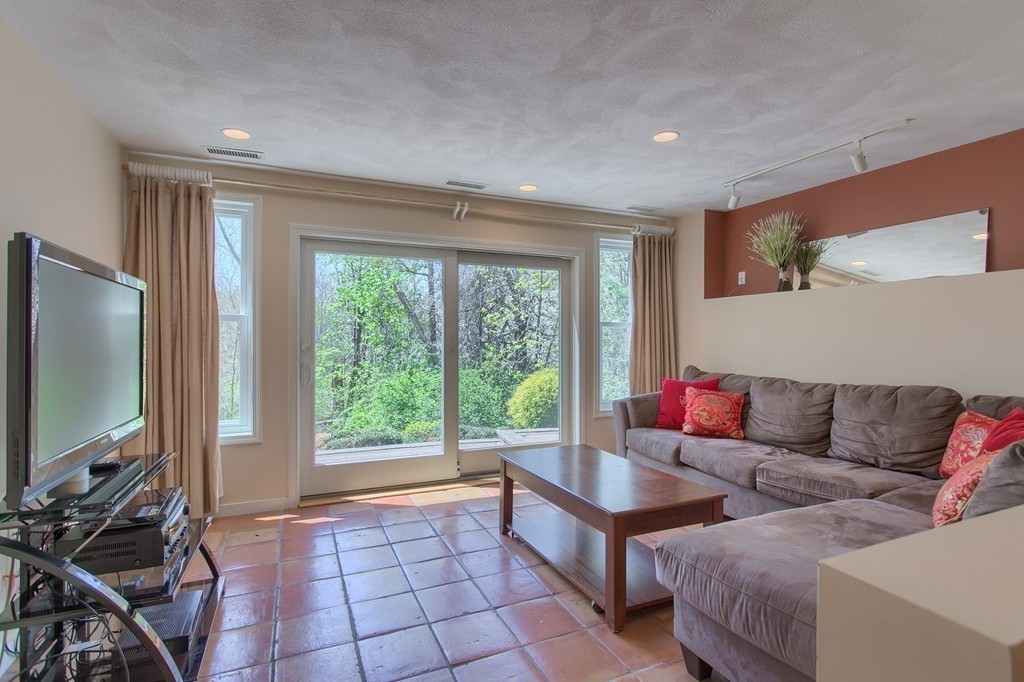 15 Wildwood Road Andover, MA 01810 - Photo 22 of 30 Gallery Image 22