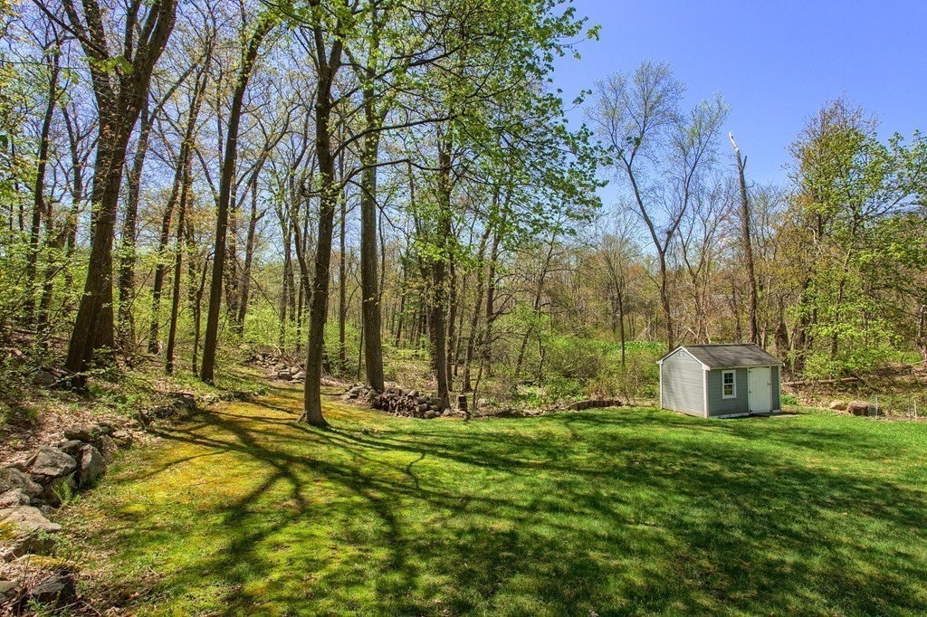 15 Wildwood Road Andover, MA 01810 - Photo 28 of 30 Gallery Image 28