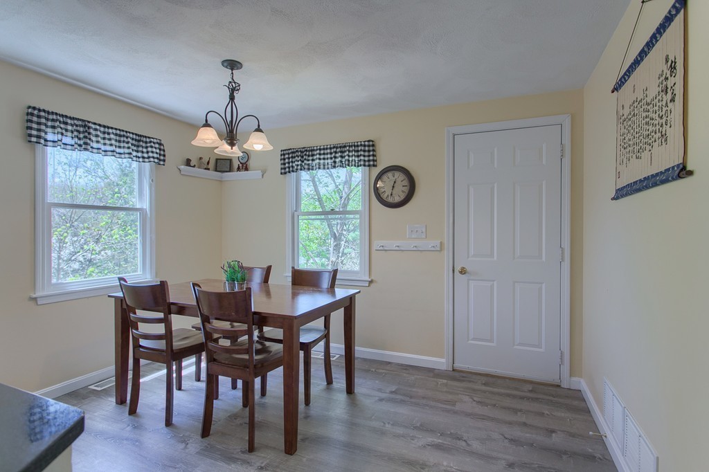 15 Wildwood Road Andover, MA 01810 - Photo 7 of 30 Gallery Image 7