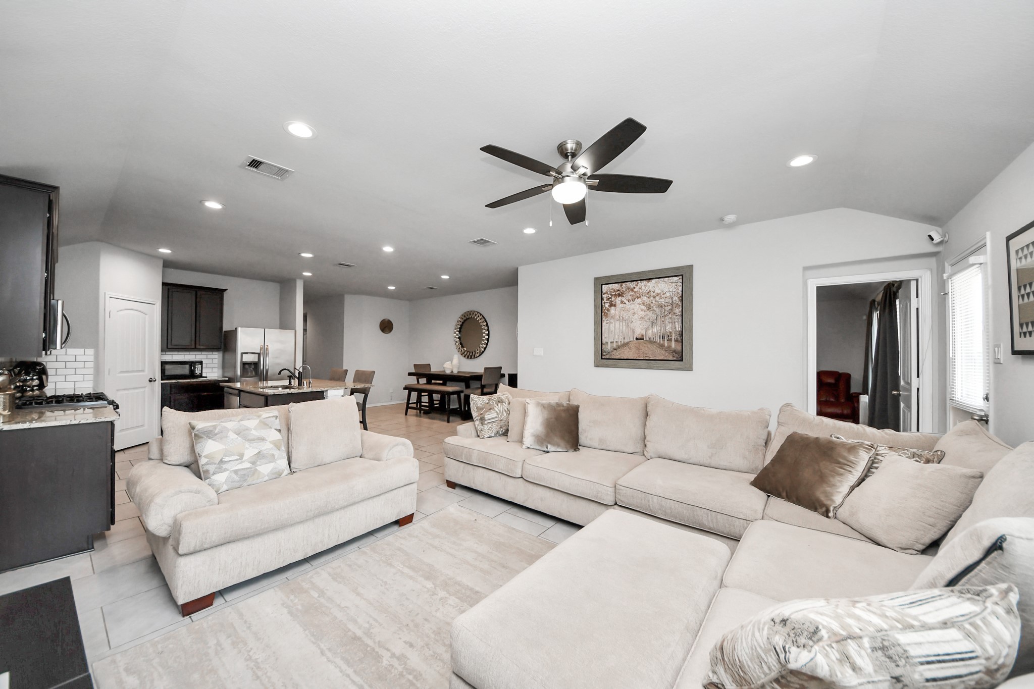 8022 Gambrel Way Rosharon, TX 77583 - Photo 18 of 29