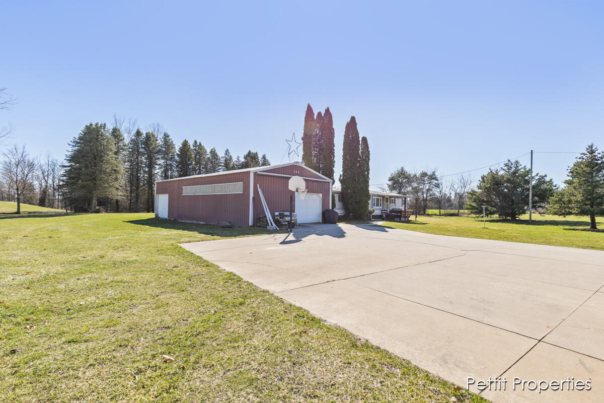 306 Woods Road Orleans, MI 48865 - Photo 19 of 28 IMG_1005 (6)