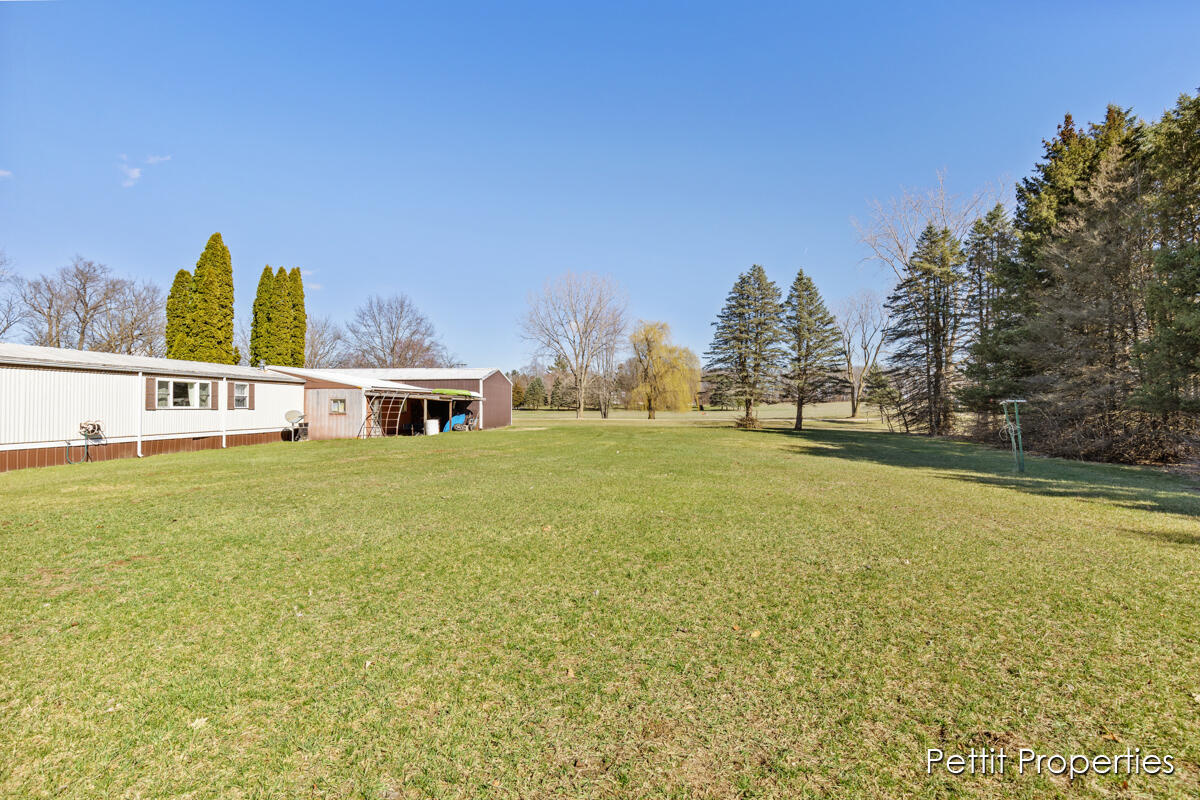 306 Woods Road Orleans, MI 48865 - Photo 22 of 28 IMG_1011 (7)
