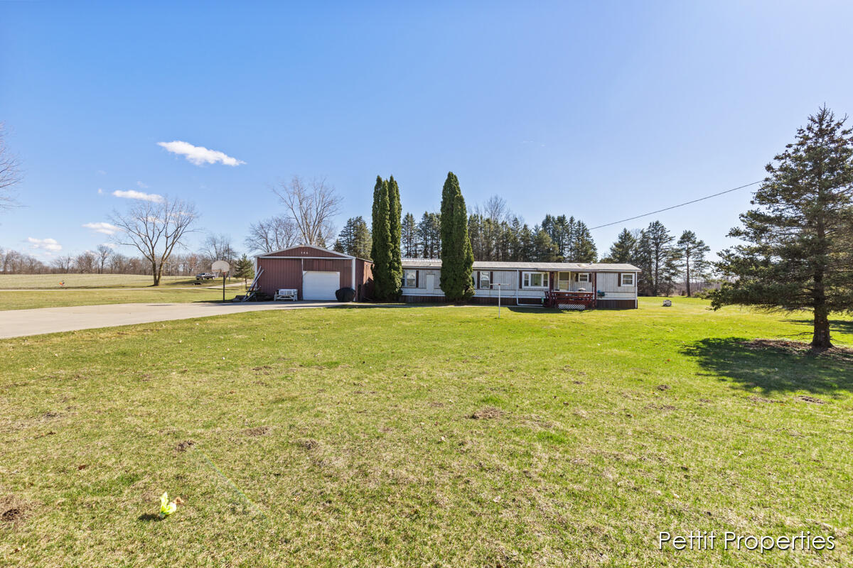 306 Woods Road Orleans, MI 48865 - Photo 26 of 28 IMG_1002 (5)
