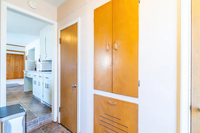 $155,000 | 440 West Fleming Avenue, Fort Wayne, IN 46807