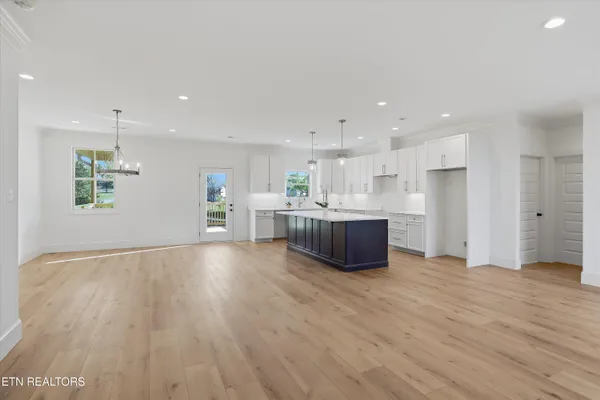 $699,900 | 4623 Alan Springs Lane, Knoxville, TN 37938