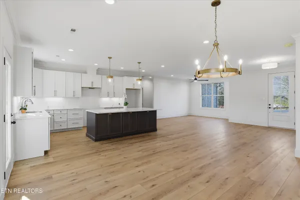 $699,900 | 4623 Alan Springs Lane, Knoxville, TN 37938
