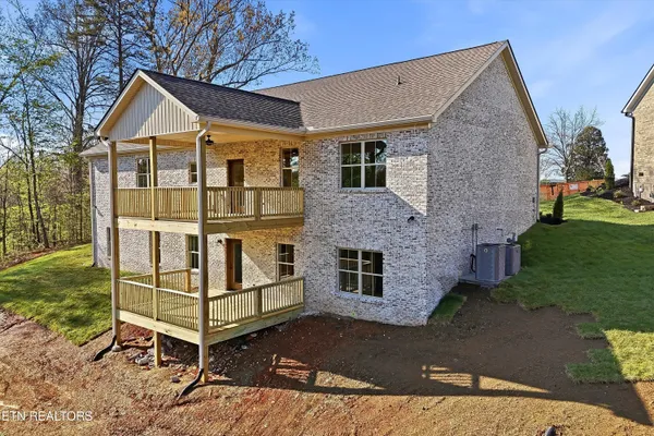 $699,900 | 4623 Alan Springs Lane, Knoxville, TN 37938