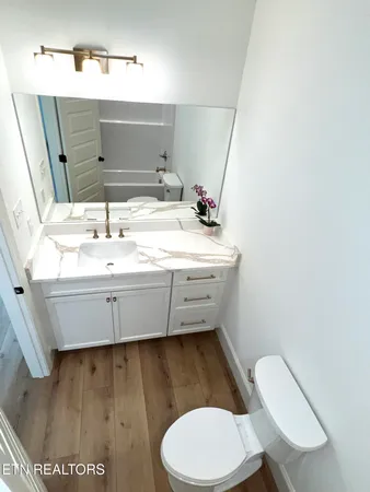 $699,900 | 4623 Alan Springs Lane, Knoxville, TN 37938