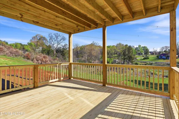 $699,900 | 4623 Alan Springs Lane, Knoxville, TN 37938