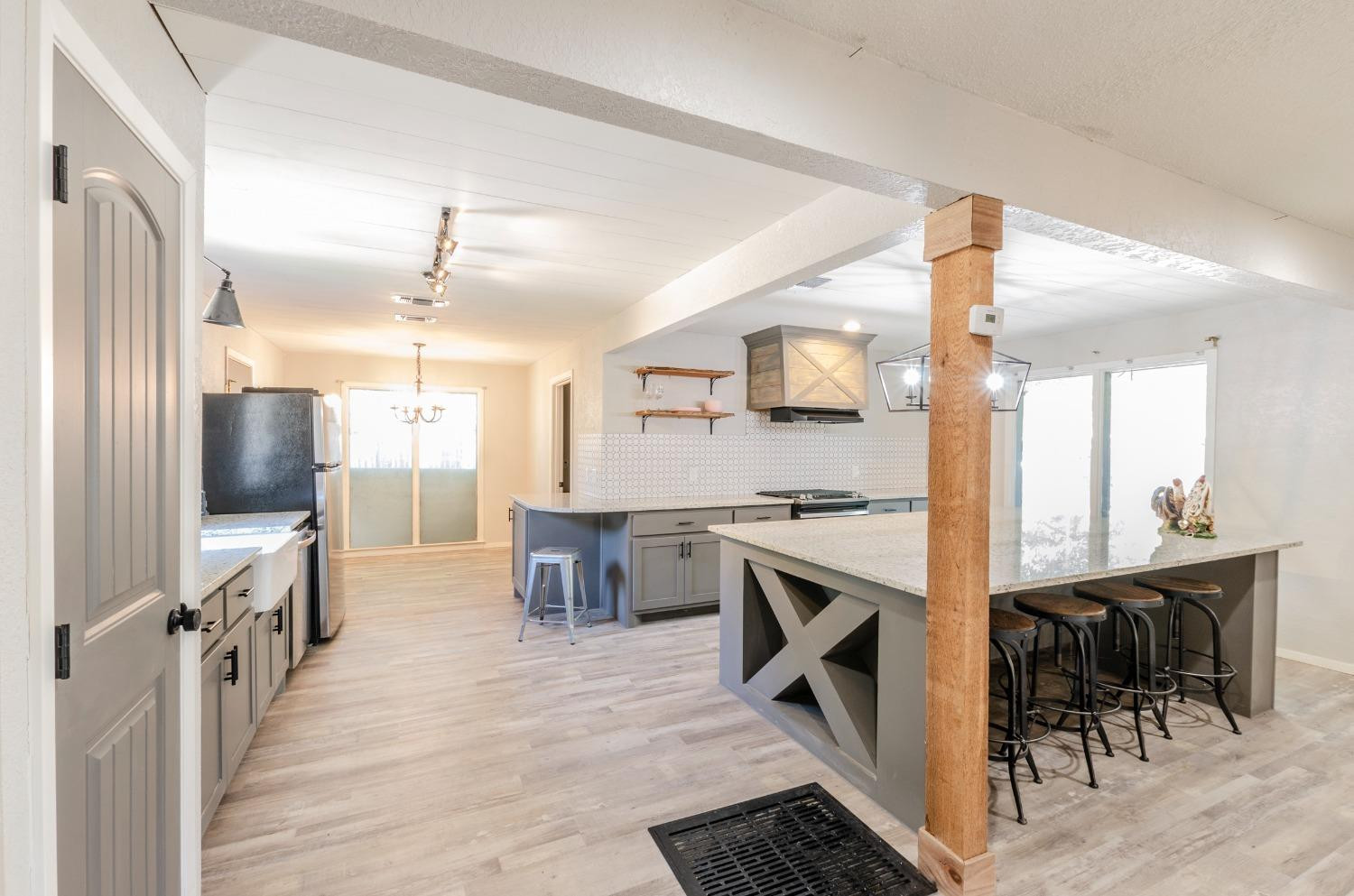 1608 Bangor Avenue Lubbock, TX 79416 - Photo 7 of 24 Photo 7