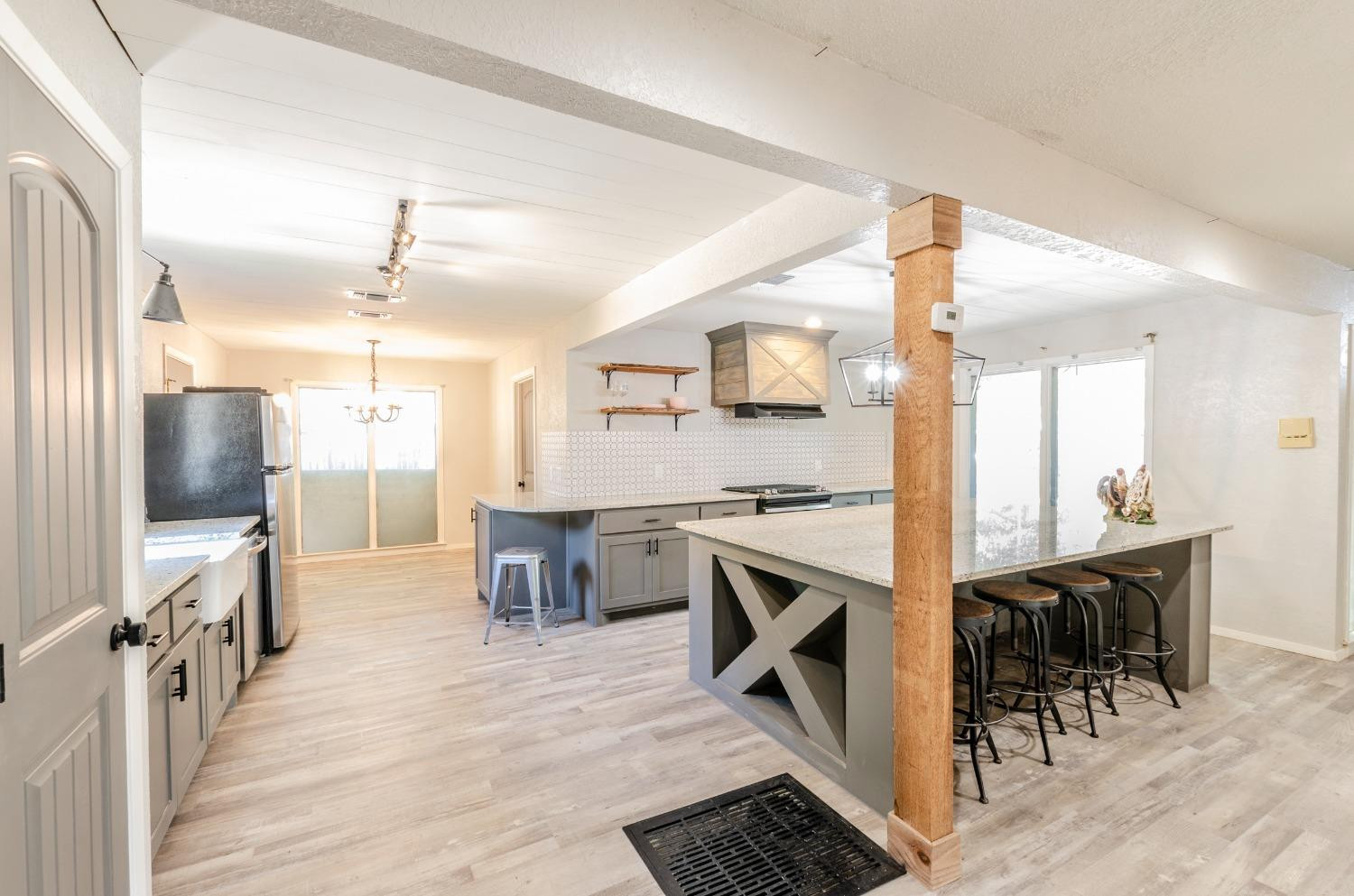 1608 Bangor Avenue Lubbock, TX 79416 - Photo 8 of 24 Photo 8