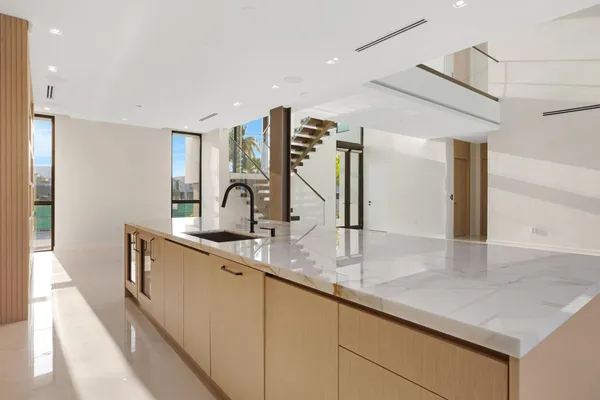 $5,999,999 | 181 Nautilus Drive, Islamorada, FL 33036