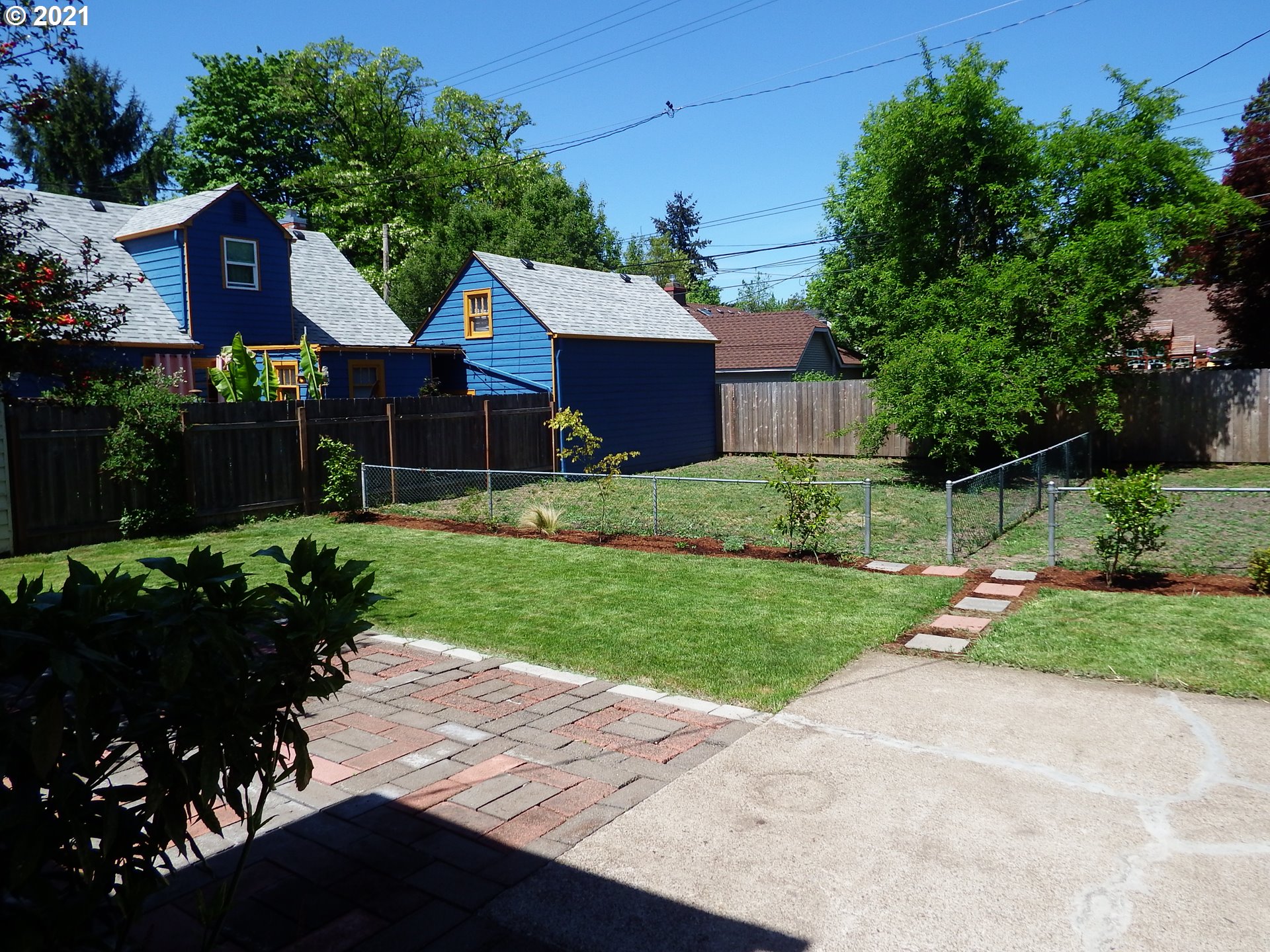 926 A Street Springfield, OR 97477 - Photo 22 of 24