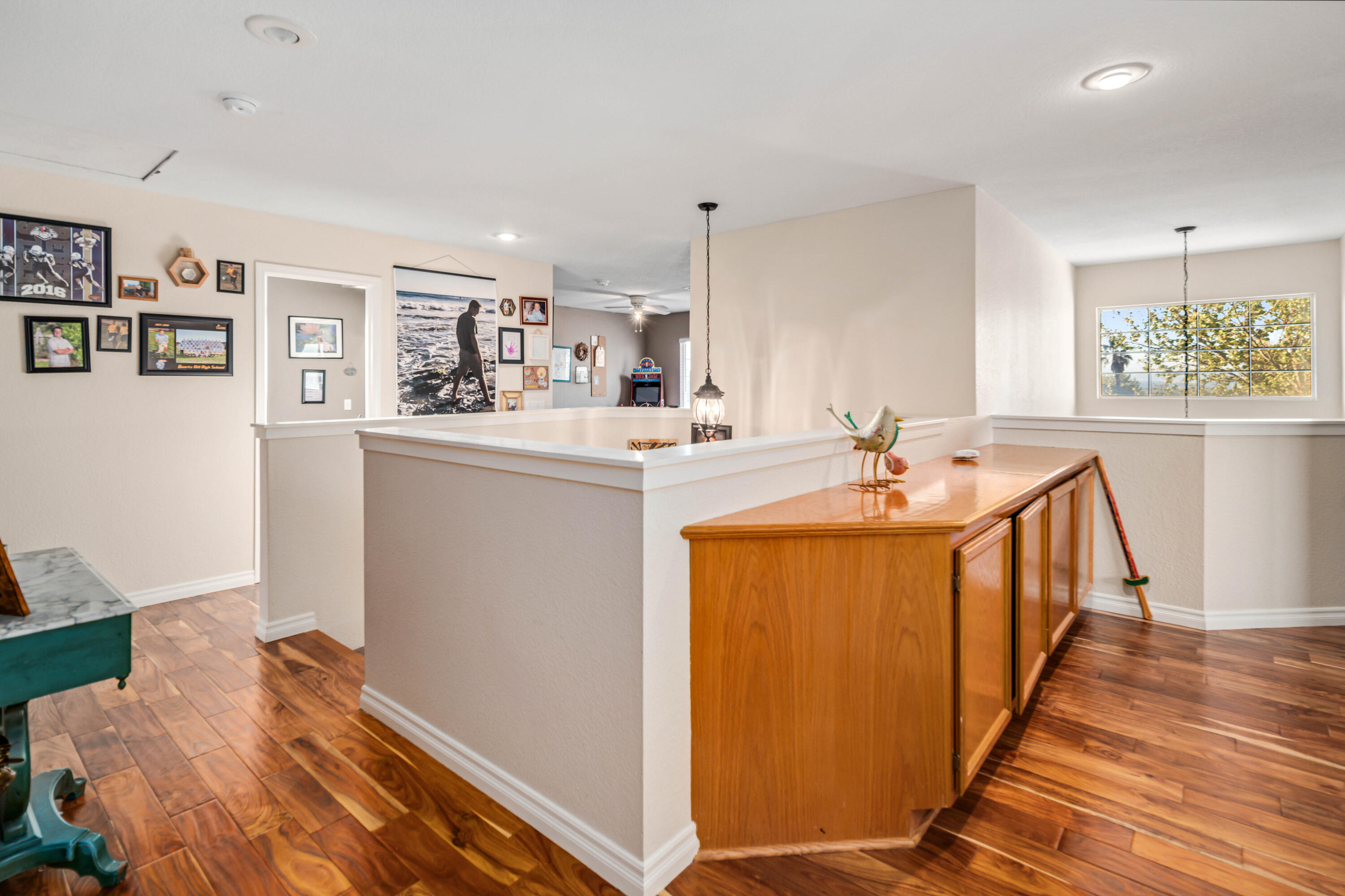 6204 Shadow Hill Drive Lancaster, CA 93536 - Photo 39 of 82 a en suite bathroom with a double vanity sink and a mirror