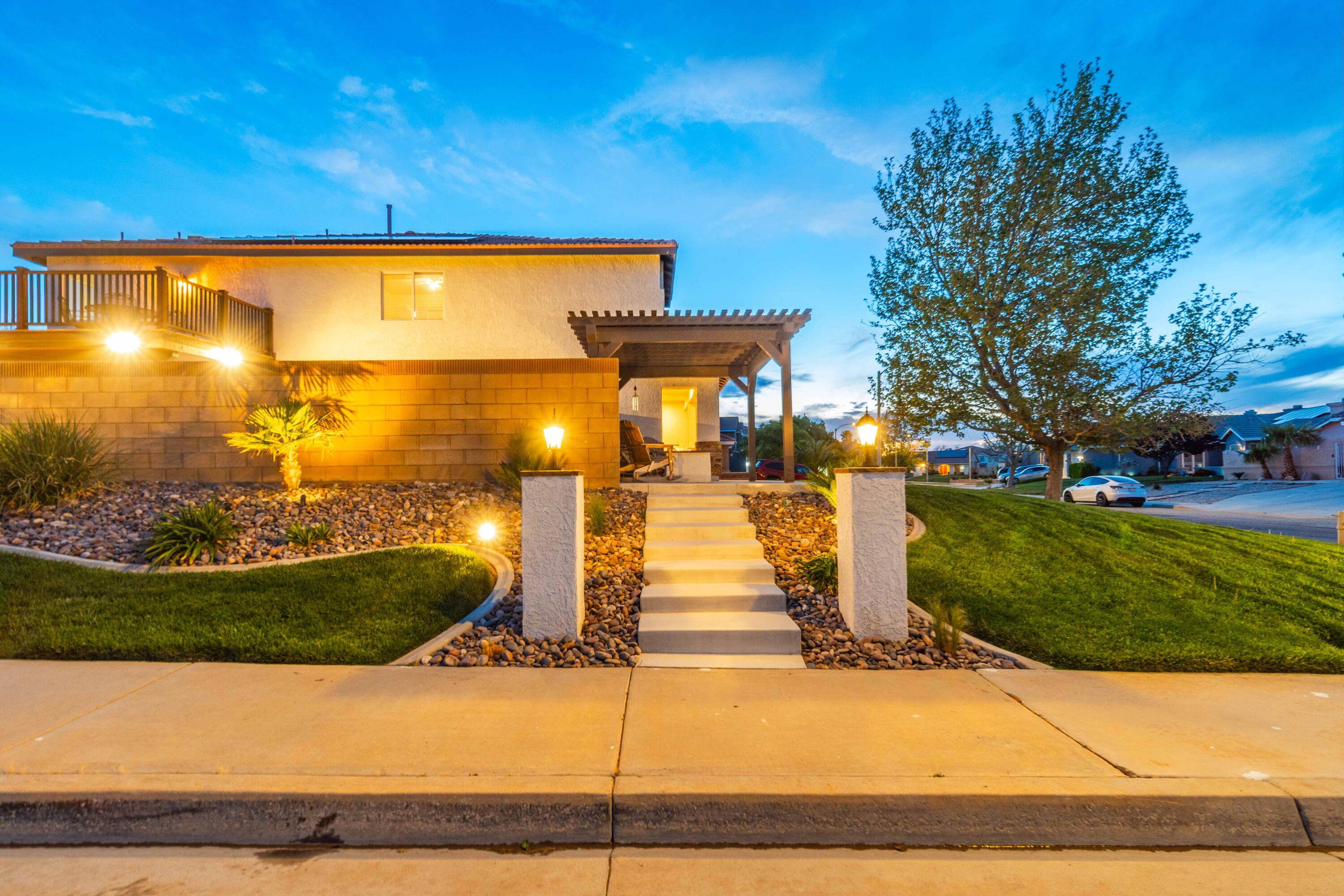 6204 Shadow Hill Drive Lancaster, CA 93536 - Photo 8 of 82 a view of a fountain in front of a house