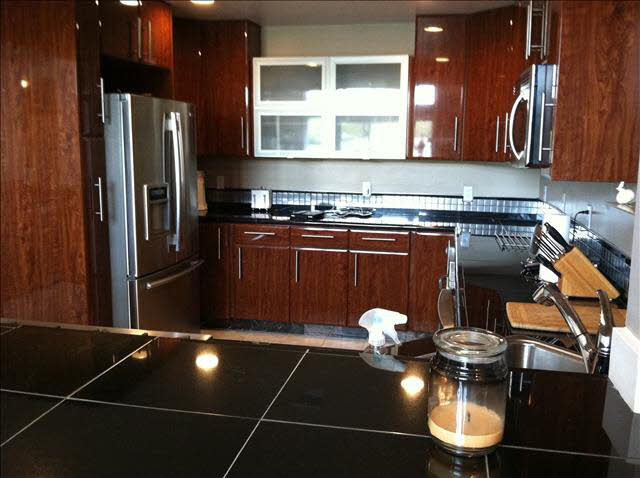 3223 Janea Rue Boulevard Monroe, MI 48162 - Photo 6 of 20 UPGRADED KITCHEN