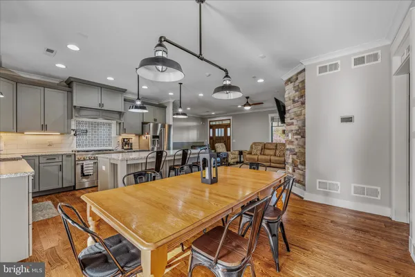 $824,990 | 60 Temptations Road, Martinsburg, WV 25403