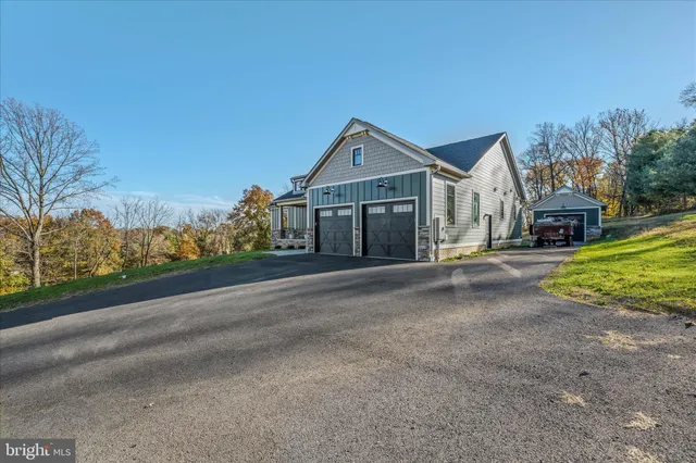 $849,990 | 60 Temptations Road, Martinsburg, WV 25403
