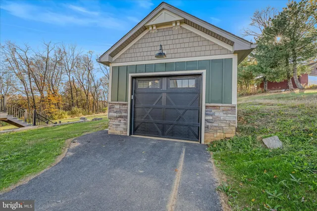 $849,990 | 60 Temptations Road, Martinsburg, WV 25403