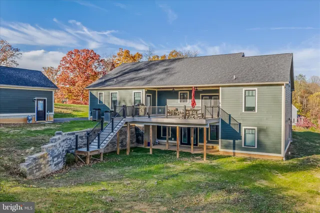 $849,990 | 60 Temptations Road, Martinsburg, WV 25403