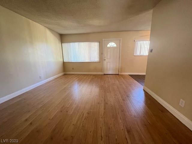 350 East Desert Inn Road, Unit E205 Las Vegas, NV 89109 - Photo 9 of 26 Gallery Image 9