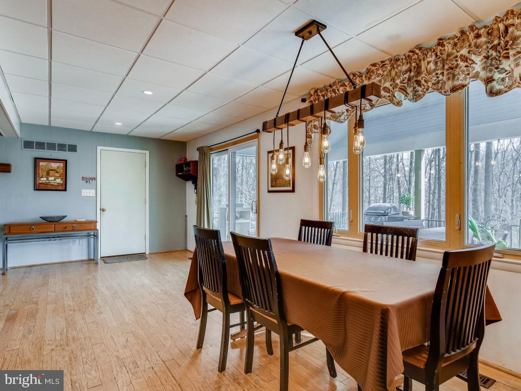 31 Glen Alpine Road Phoenix, MD 21131 - Photo 10 of 30 Dining area off kitchen opens to family room