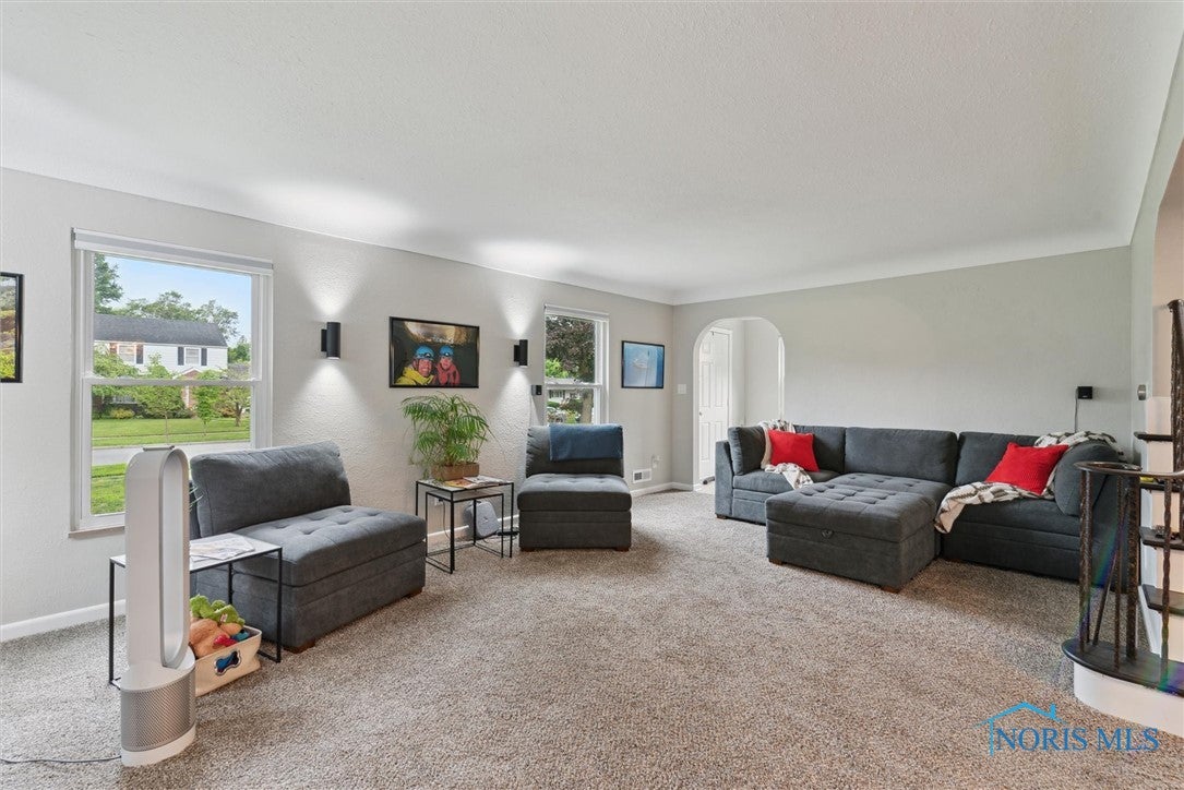 3152 Aldringham Road Toledo, OH 43606 - Photo 10 of 49 Gallery Image 10