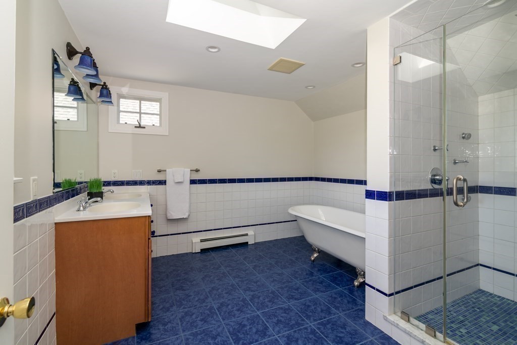 8 Weir Street Extension Hingham, MA 02043 - Photo 16 of 26