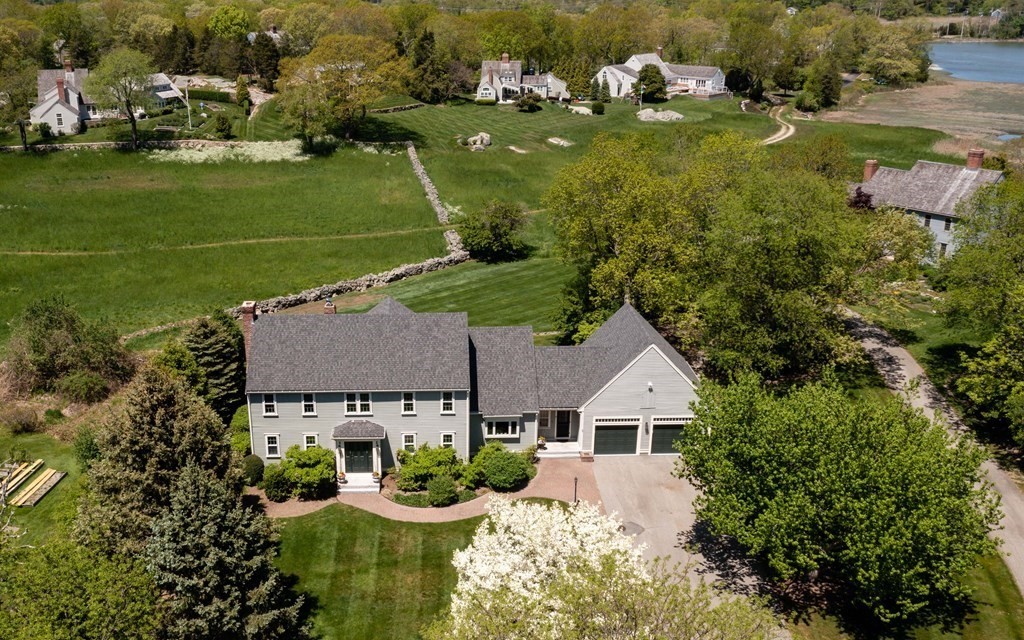 8 Weir Street Extension Hingham, MA 02043 - Photo 2 of 26