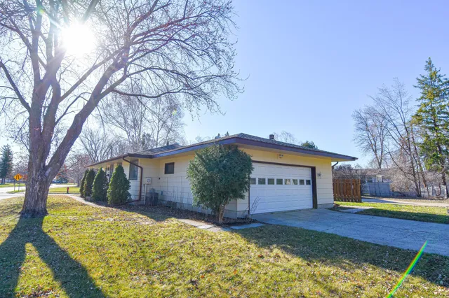 $192,999 | 245 Kneale Avenue North, Thief River Falls, MN 56701