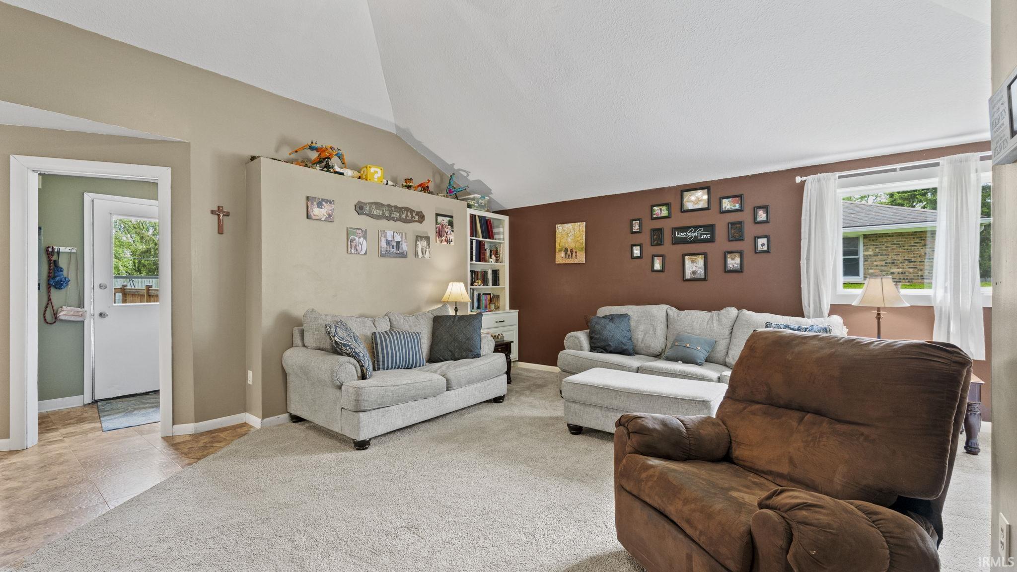 3707 Knoll Road Fort Wayne, IN 46809 - Photo 13 of 35 Gallery Image 13
