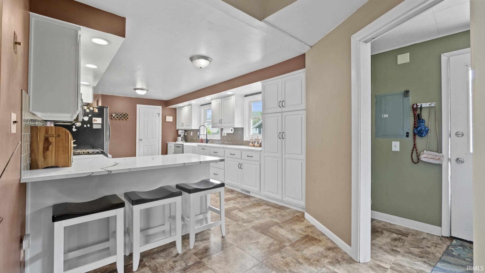 3707 Knoll Road Fort Wayne, IN 46809 - Photo 8 of 35 Gallery Image 8