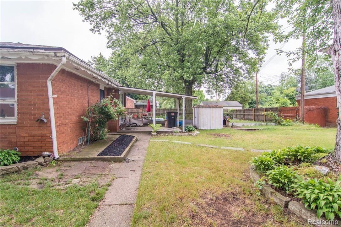 20445 Berg Road Detroit, MI 48219 - Photo 24 of 29 DSC_8361.jpg
